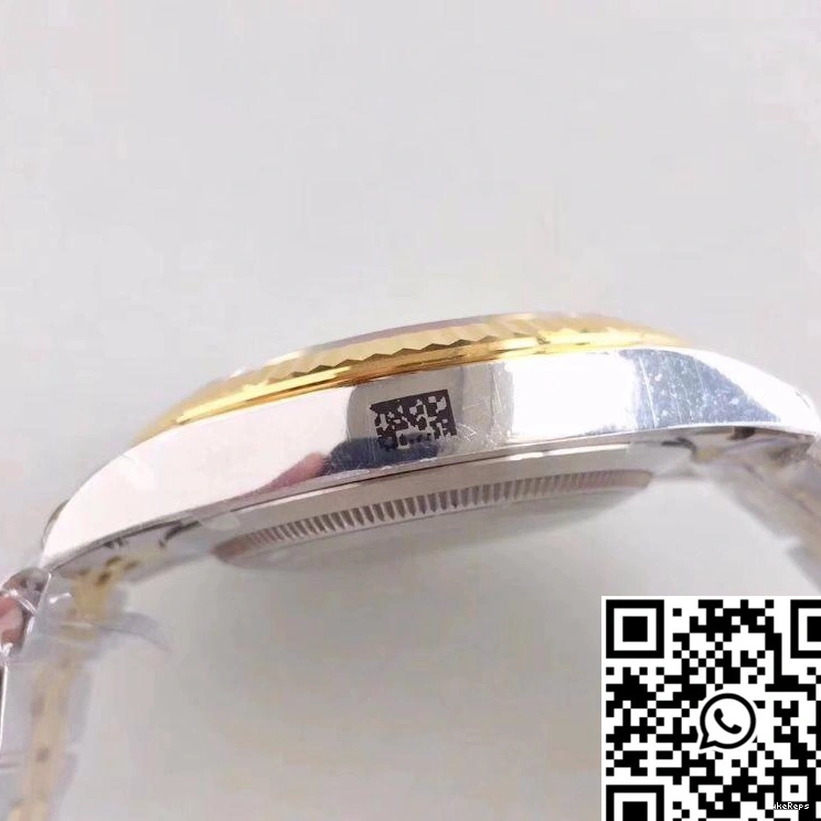 Rolex Datejust Factory Gold Dial 116333 EW Yellow II 41MM 1115